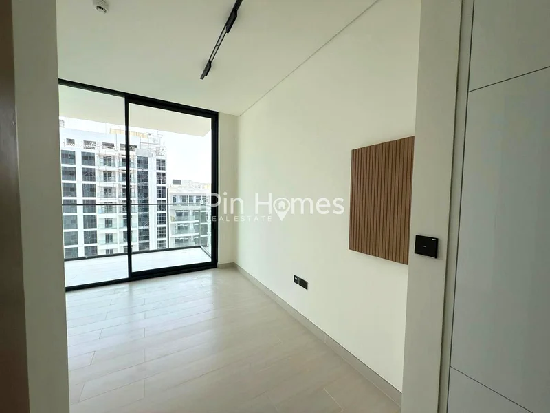 Bright | Elegant Layout | Vacant63785900791555113