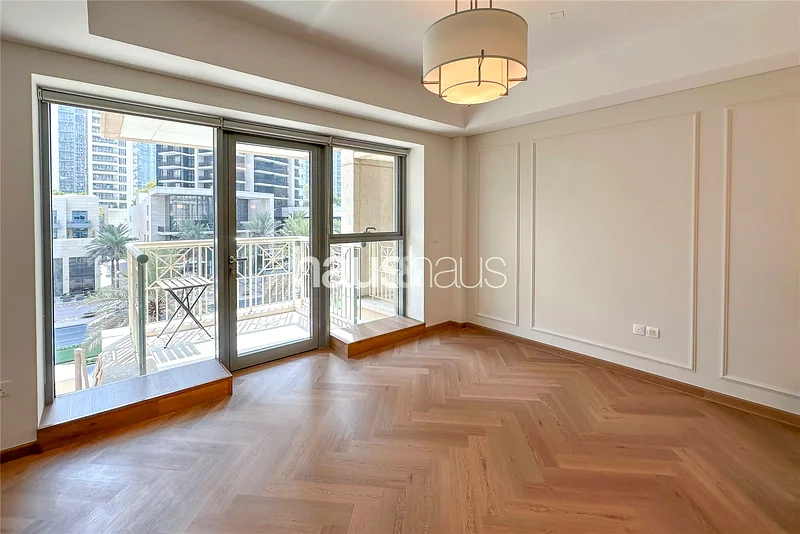 Fully Upgraded | Boulevard Views | 3 Balconies63770523872003111