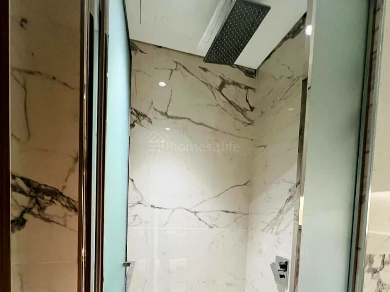 استوديو مؤثث بالكامل ومجاناً من المبرد للإيجار63802763091587114