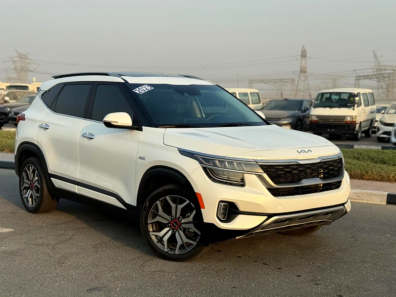 Kia Seltos SX AWD 2023 FULLOPTION  (1.6 _ CYLINDER) WELL MAINTAINED63612077615234113