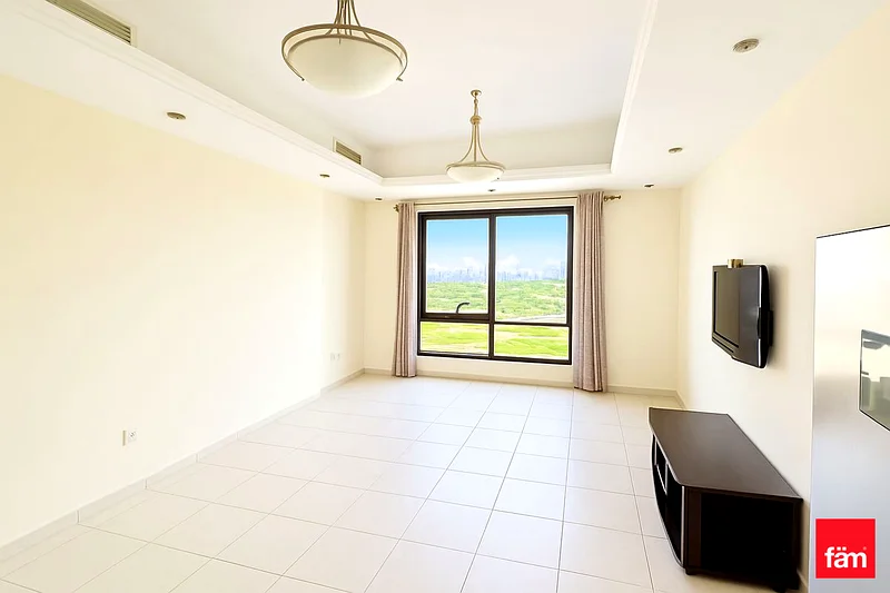 VACANT | CHILLER FREE | PARK VIEW | NEXT TO METRO63749343013123110