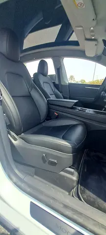 صورة مصغرة 14 لـ 2024 Tesla MODEL Y