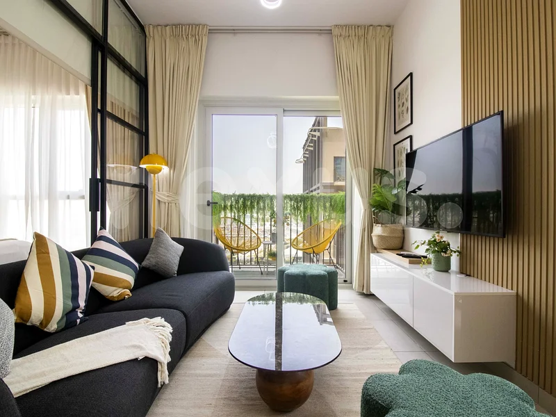 Corner Unit | Fully Furnished | Pool View64043459757057112