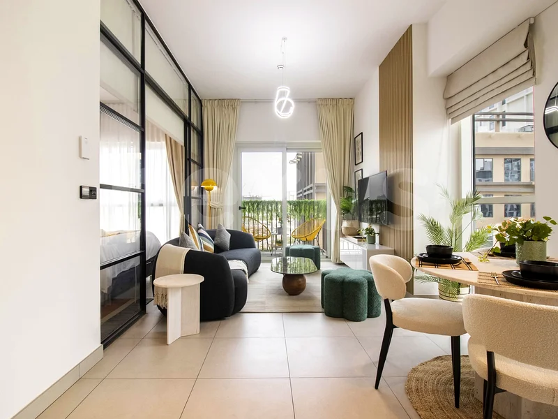 Corner Unit | Fully Furnished | Pool View64043459757057114