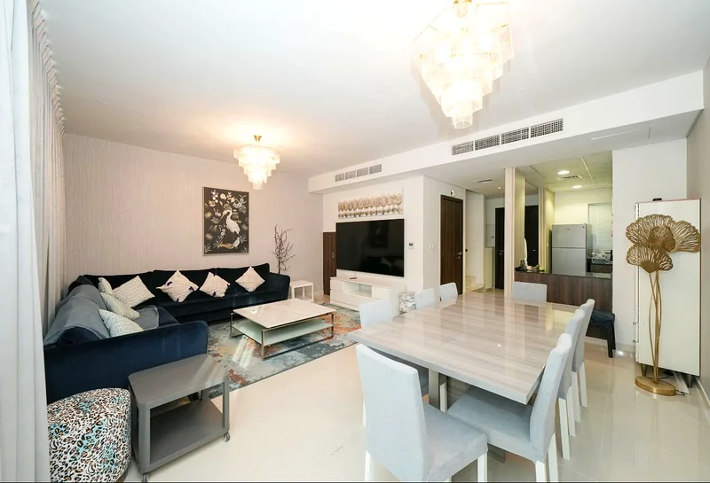 زاوية | مفروشة بالكامل | مساحة معيشة وغرف نوم موسعة63741526431361113