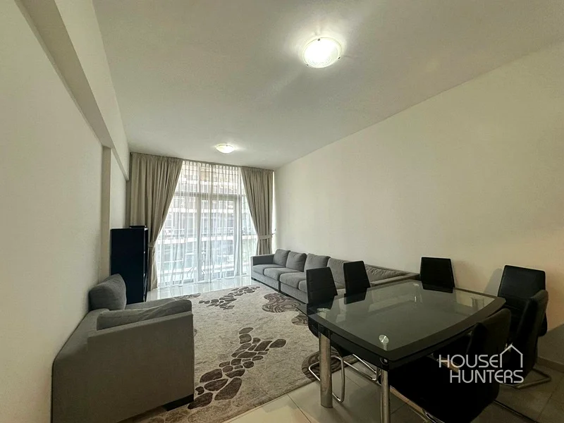 VACANT | VERY SPACIOUS | NEXT TO BUS STOP63738983988353114