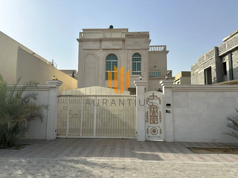 Spacious Layout | Ready to Move | Garden63727388817795114