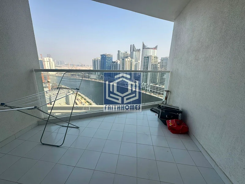 Ready to Move | Fully furnished & Canal view | Huge Layout63795178739458111