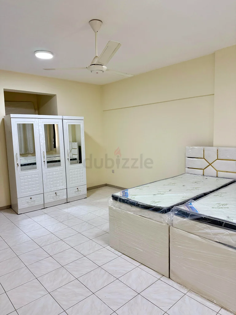 VIP Room Available For Couple/Female/Male Sharaf Dg Exit 263624723481346111