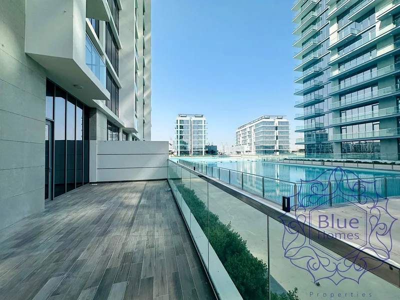 شرفة | الطابق الأرضي | مطل على البحيرة | شاغر63750249094531111
