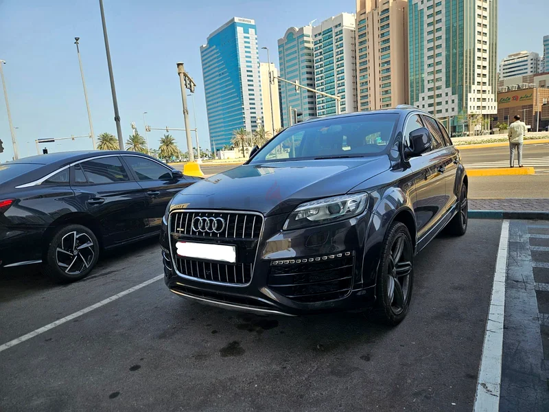 Audi Q7 V6 TFSI 3.0L in Great Condition63612080350211112