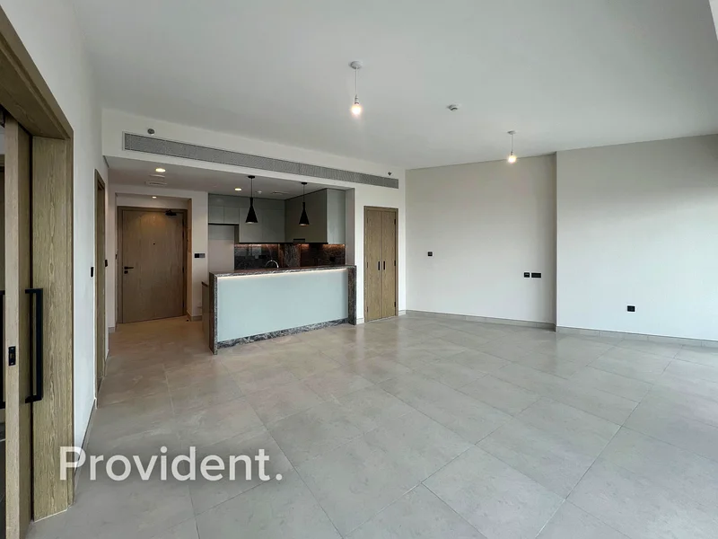 Spacious Layout | High Floor | Golf View63972907448577110