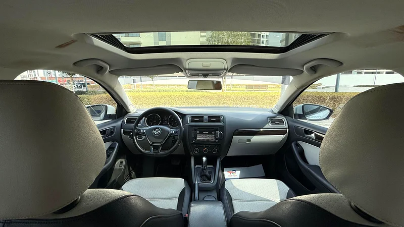 Volkswagen Jetta 2016 Full Option in Very Good Condition63612061267587114