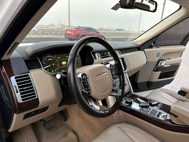 RANGE ROVER VOUEH HSE 2015 GCC FIRST OWNER63612090128771114