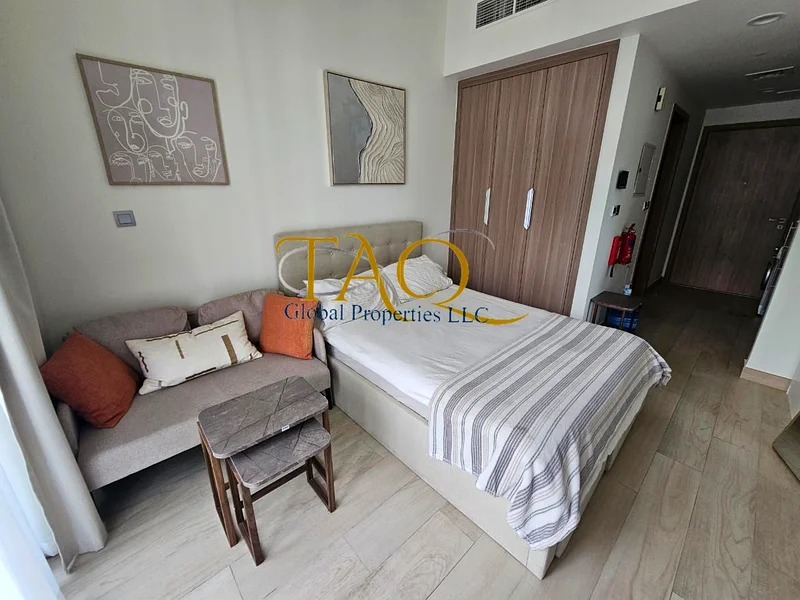 Immaculate, Fully Furnished Studio – Move-In Ready63801896622721111