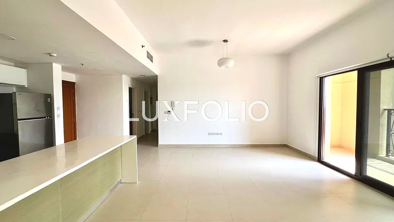 High Floor | Vacant | Appliances Included63728068766337110