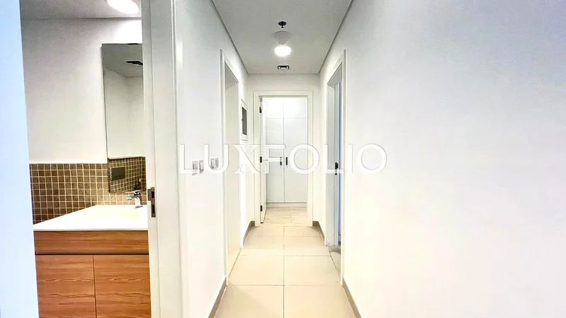 High Floor | Vacant | Appliances Included63728068766337113