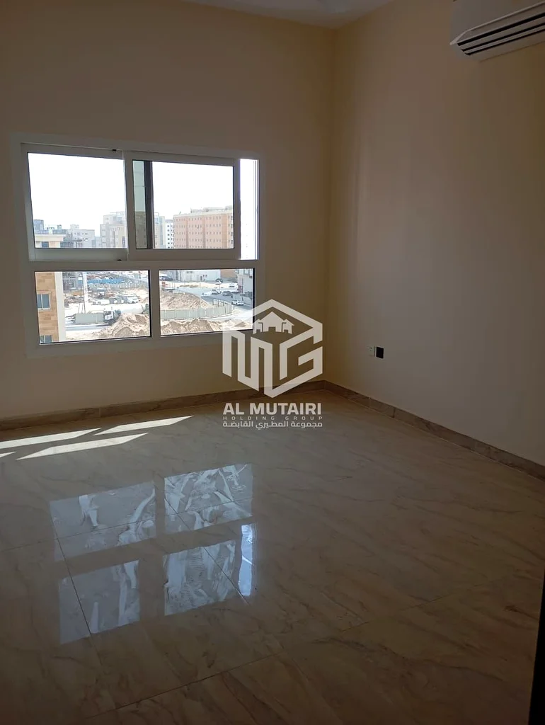 🏢 شقة جديدة بالكامل للإيجار – الجرف 3، عجمان63713982293761111