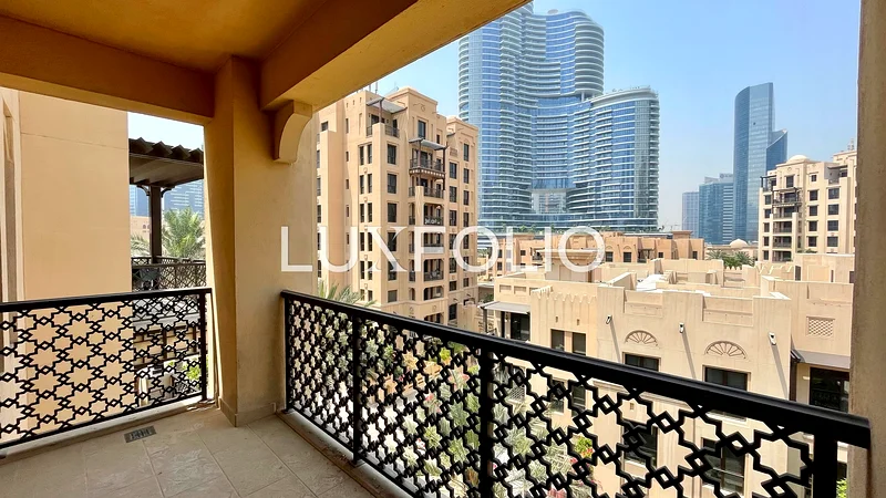 المدينة القديمة | غير مفروشة | شيكات مرنة63771612347523114