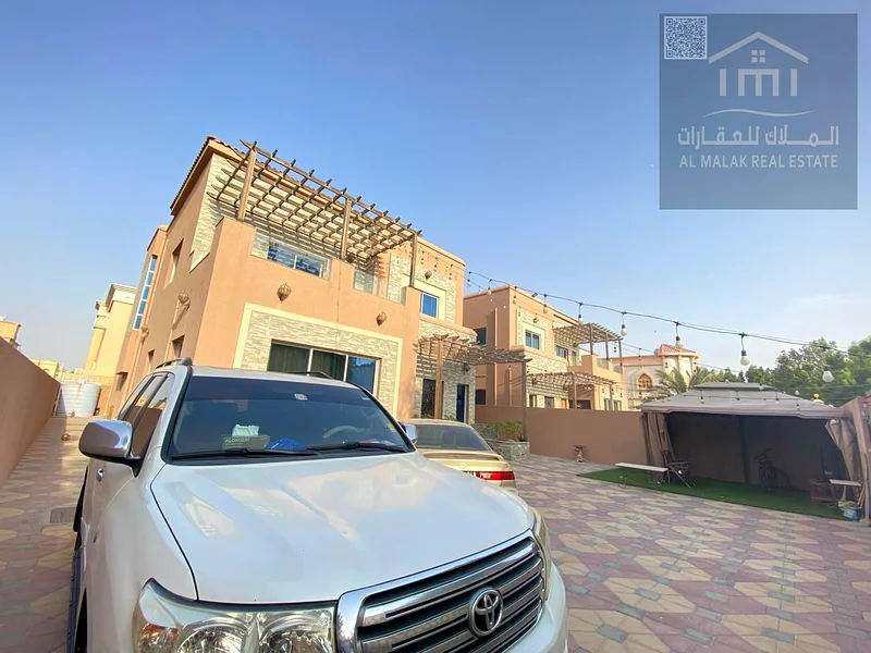 Opportunity for sale: a large villa with an area of ​​5,500 square feet, at an attractive price, in Rawda 3, in new condition.63878297720067112