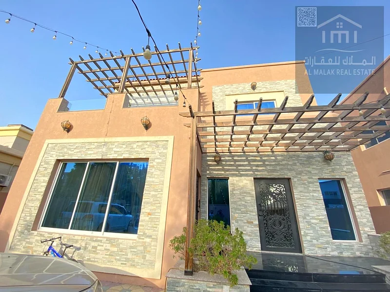 Opportunity for sale: a large villa with an area of ​​5,500 square feet, at an attractive price, in Rawda 3, in new condition.63878297720067114