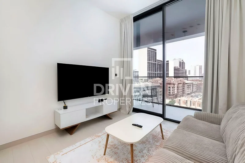 Fully Furnished | Pool View | Multiple Cheques63781516384258111