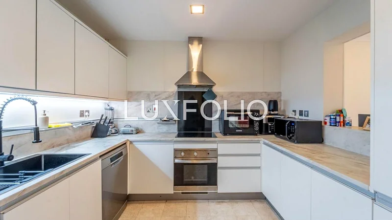Upgraded | Vacant on transfer | Garden View64007437857667113