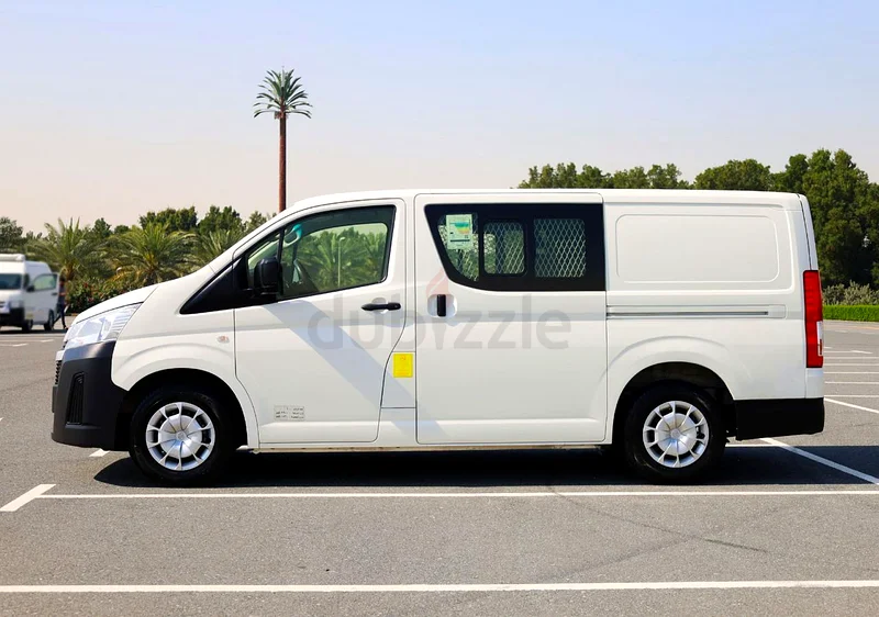 Toyota Hiace 2020 Gcc Petrol 6 Seater+Cargo636124486549781120