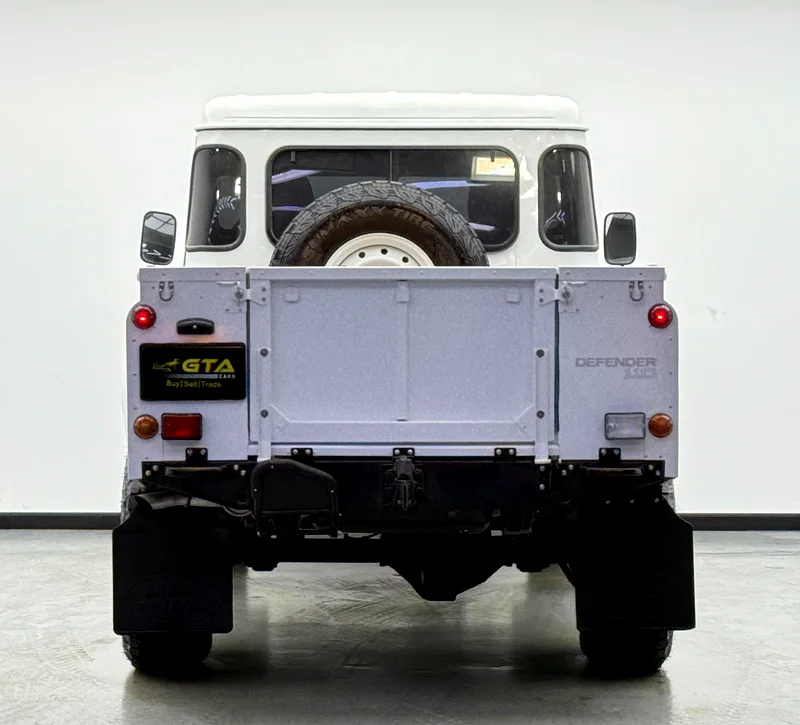 1998 Land Rover Defender 110 Pickup, Excellent Condition, GCC63612088997634114