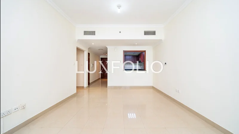 VACANT | LARGE LAYOUT | COMMUNITY VIEW64036626295811112