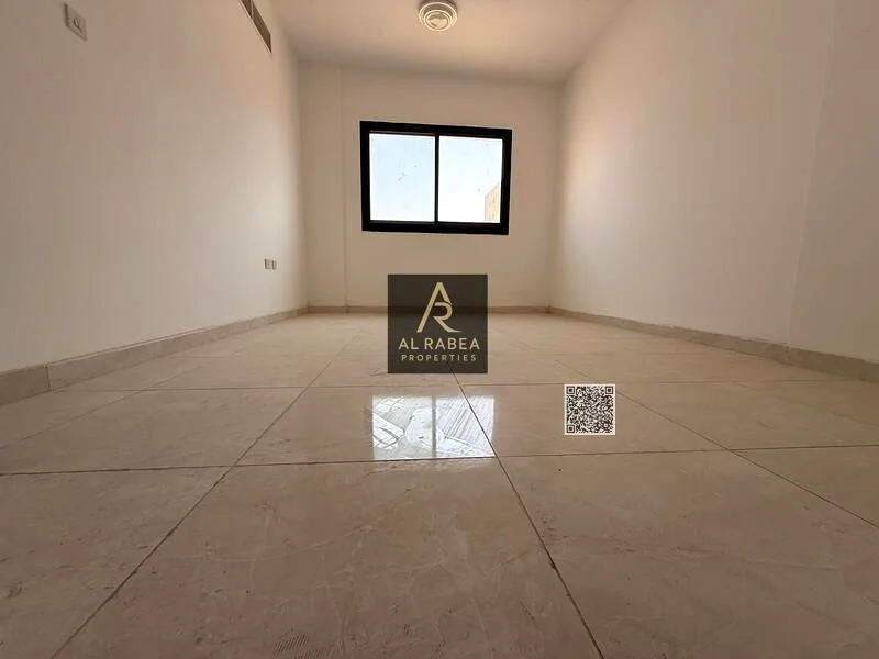 العقارات الفاخرة في عجمان، أول مستأجر63723288407298110