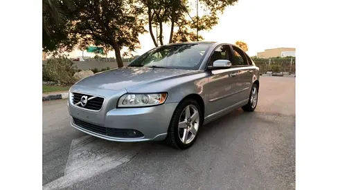 VOLVO S40 2012 GCC PERFECT CONDITION
