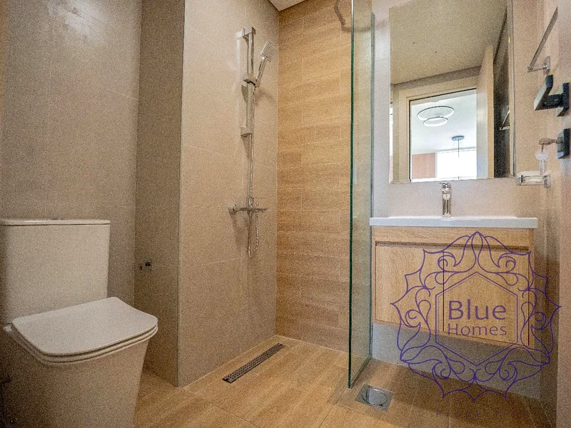 Hot Deal | Bright and Spacious Villa | Vacant63736055060611114