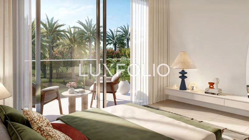 Single Row | On Park | Great Location63946743760386114