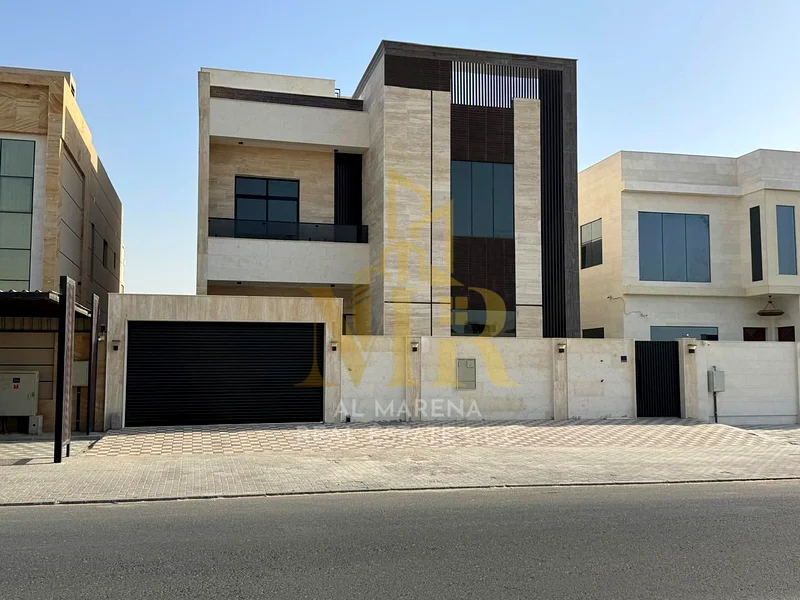 For sale, a villa with a private pool, two floors and a roof, modern, super deluxe design, with the possibility of easy bank financing.63872421009283111
