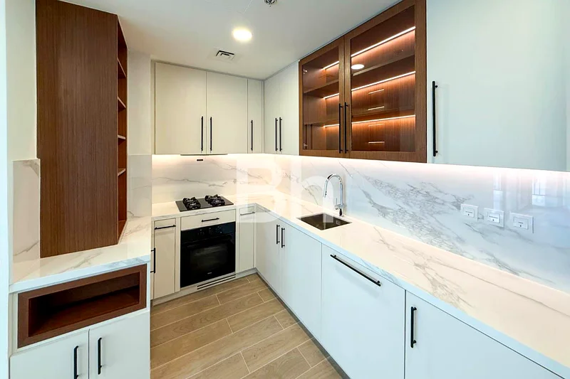 Brand New | Corner Unit | Modern Design |63736812203521113