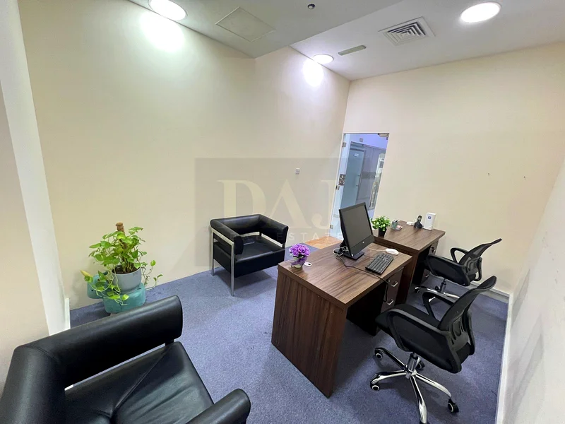 Brand new office |direct from Owner |near to Public Transport63618314890243113