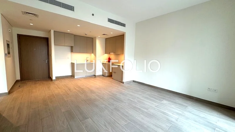 HIGH FLOOR | CHILLER FREE | BOULEVARD VIEW63760310013313112