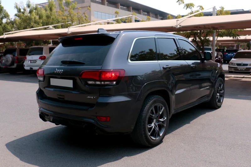 Jeep Grand Cherokee SRT 6.463612071344770113