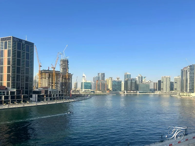 Fully Furnished | With Balcony| Available  Mid Oct63789600609025110