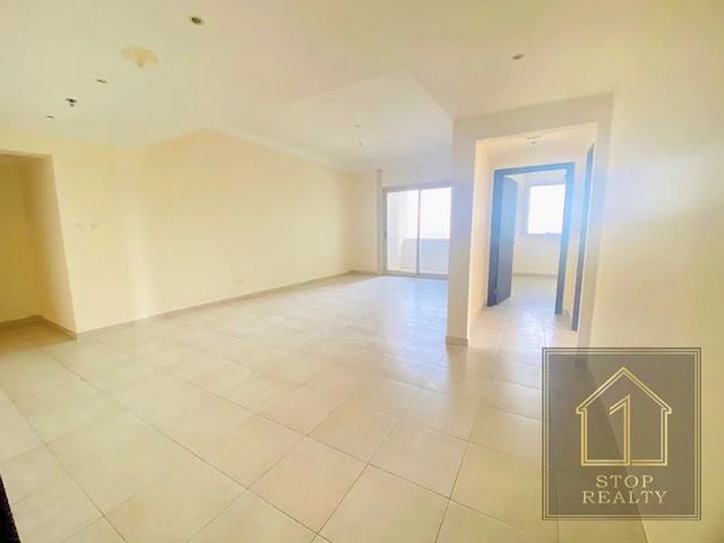 VACANT | CLOSED KITCHEN | SPACIOUS63654982781826111