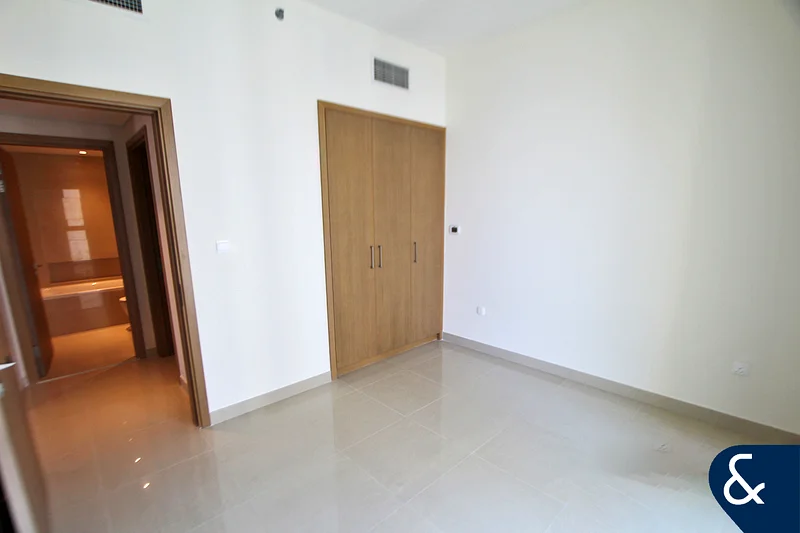 منظر برج | جاهز للانتقال الآن | 3 غرف نوم64026492766851113