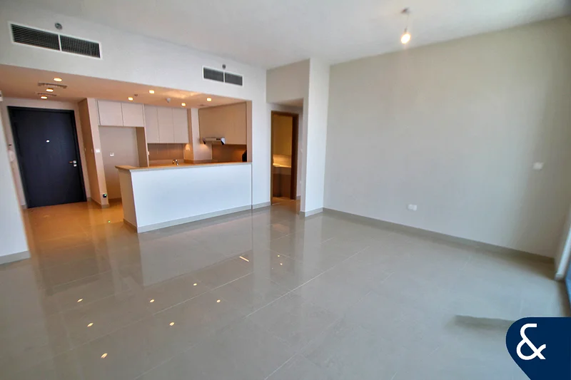 منظر برج | جاهز للانتقال الآن | 3 غرف نوم64026492766851111