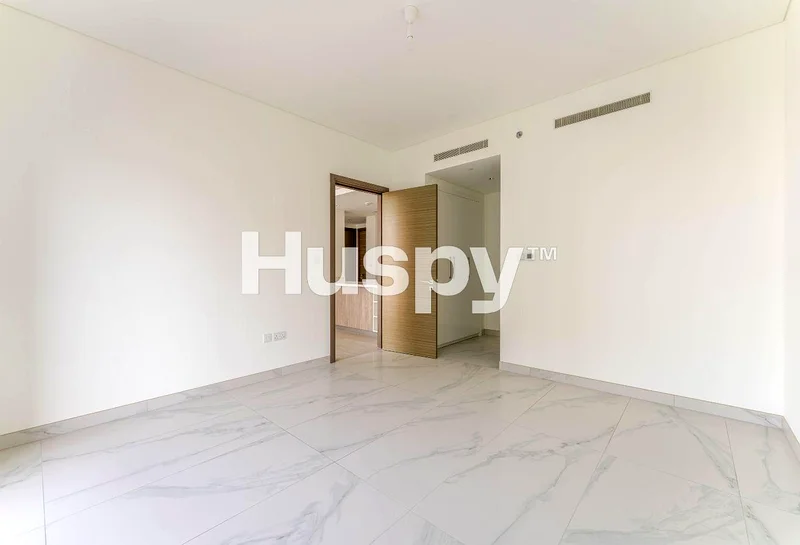 Vacant | Community View | Spacious63756383876866114