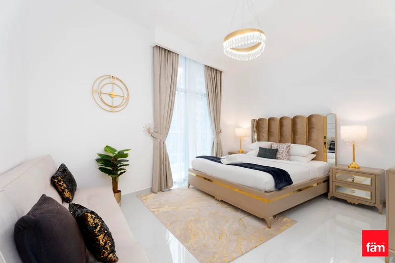 Upgraded unit | furnished | Open view64039043395843113