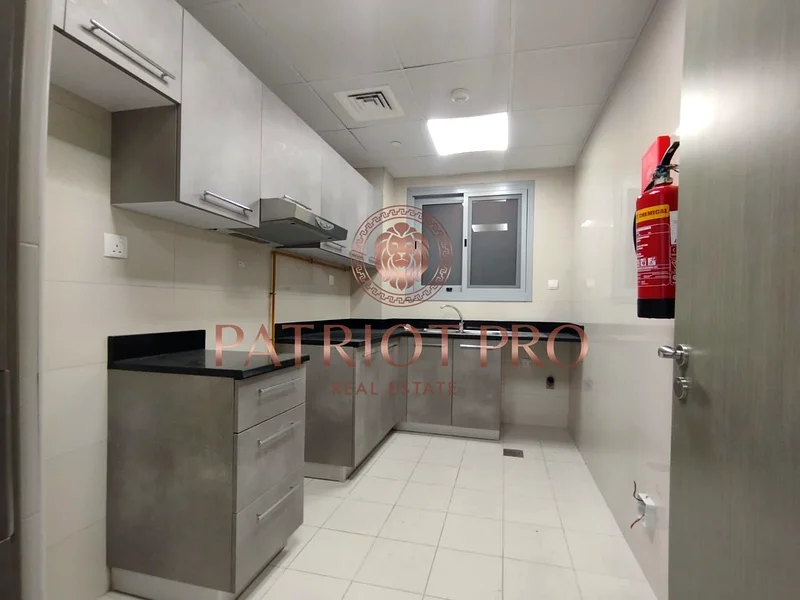 تخطيط كبير I تصميم عصري I مبنى للعوائل63786429553281112