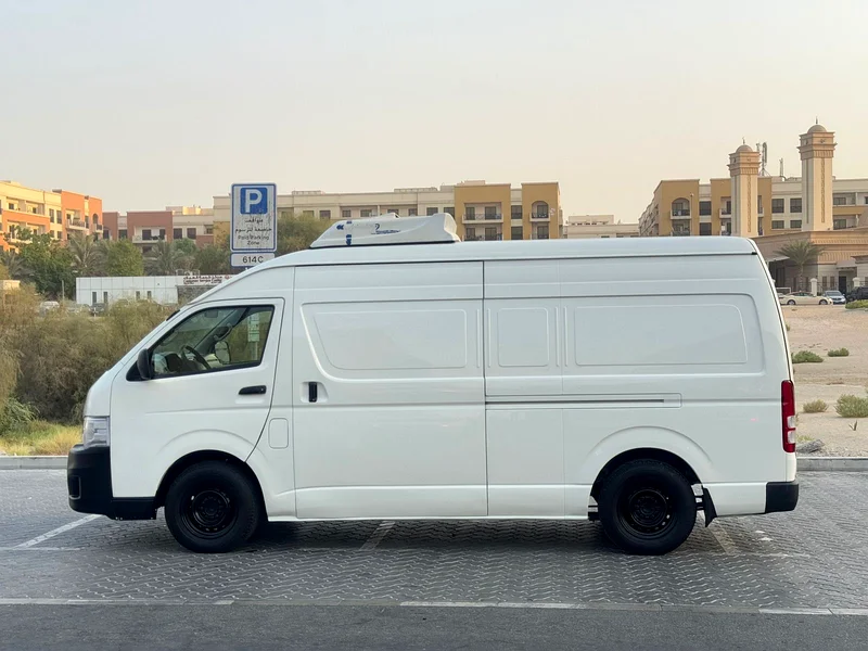 Toyota Haice high roof chiller Model 2013 km 225000 GCC space good condition63612448552321111