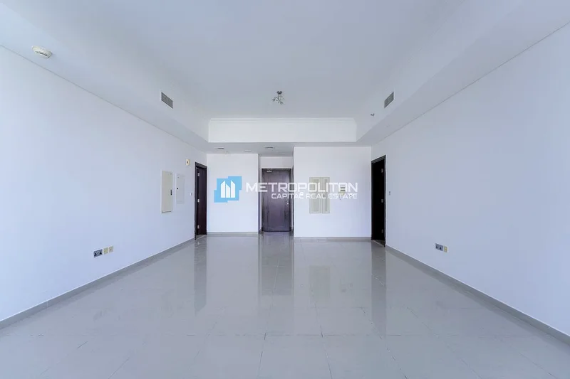 Modern 1-Bedroom | Corner Unit | Community Pool63842426763905111