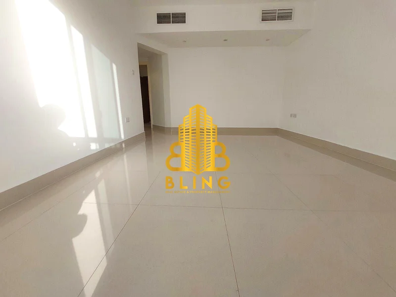 Splendid 1BHK With Closed Kitchen & Spacious Hall63625224152451111