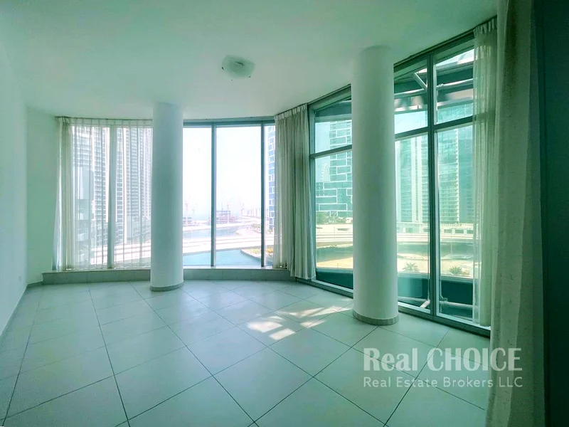 Marina and Sea View | Move-in Ready | Well-Maintained63773248717571111